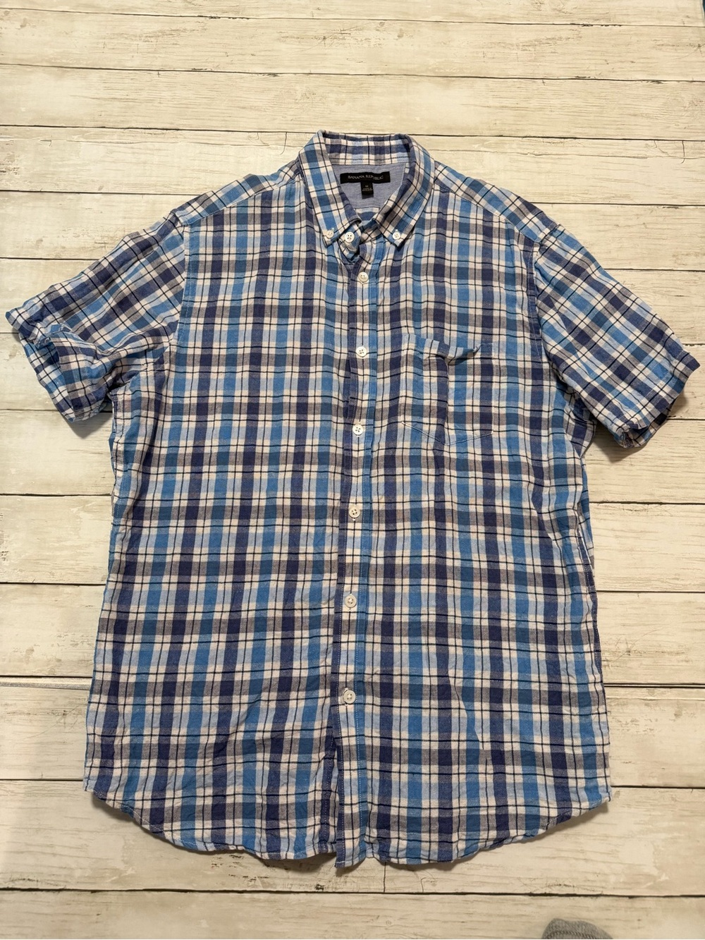 Banana Republic Blue Plaid Short-Sleeve Button-Down Shirt - Linen/Cotton Blend